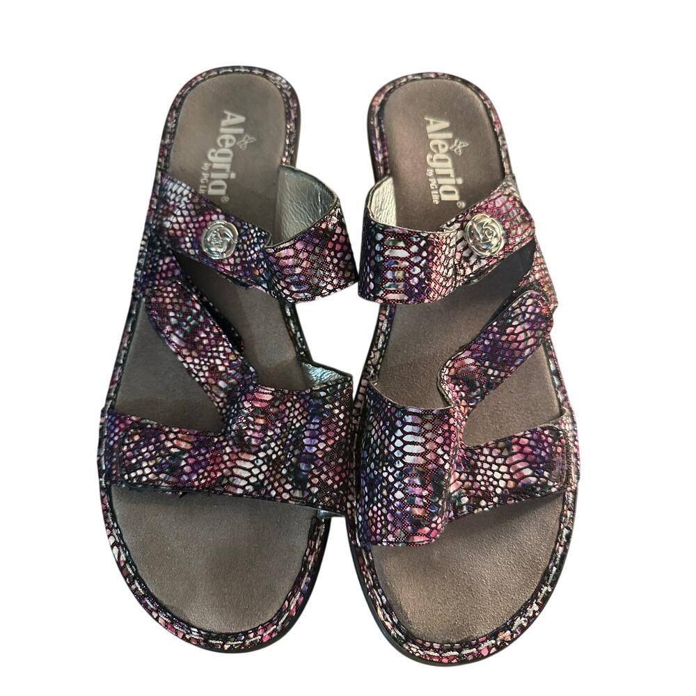 Alegria Loti Funtastic wedge sandals snakeskin print in purple and pink Size 41
